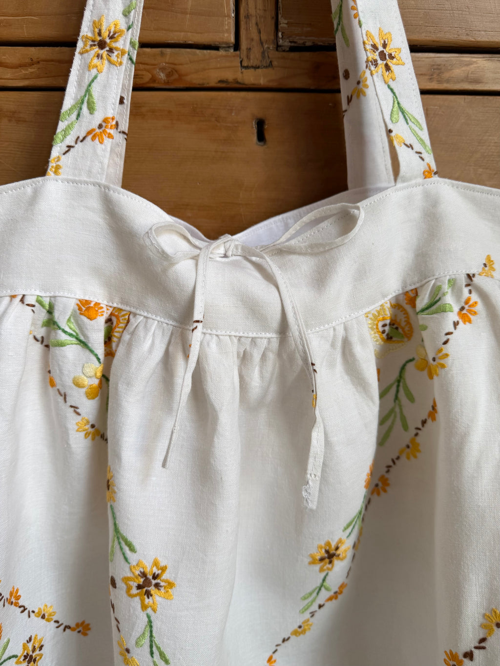 The Story Bag ~ white & yellow