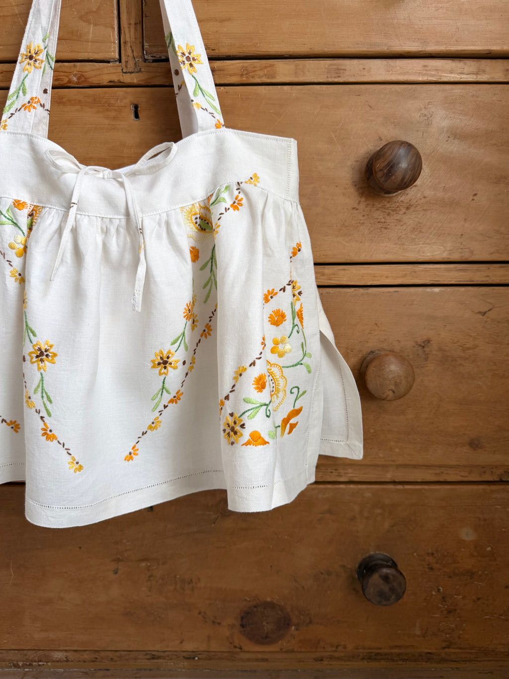 The Story Bag ~ white & yellow