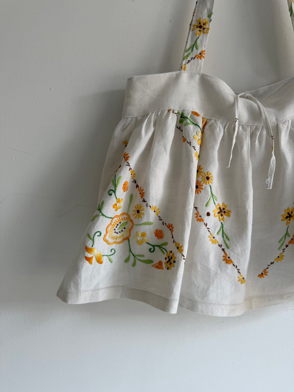 The Story Bag ~ white & yellow