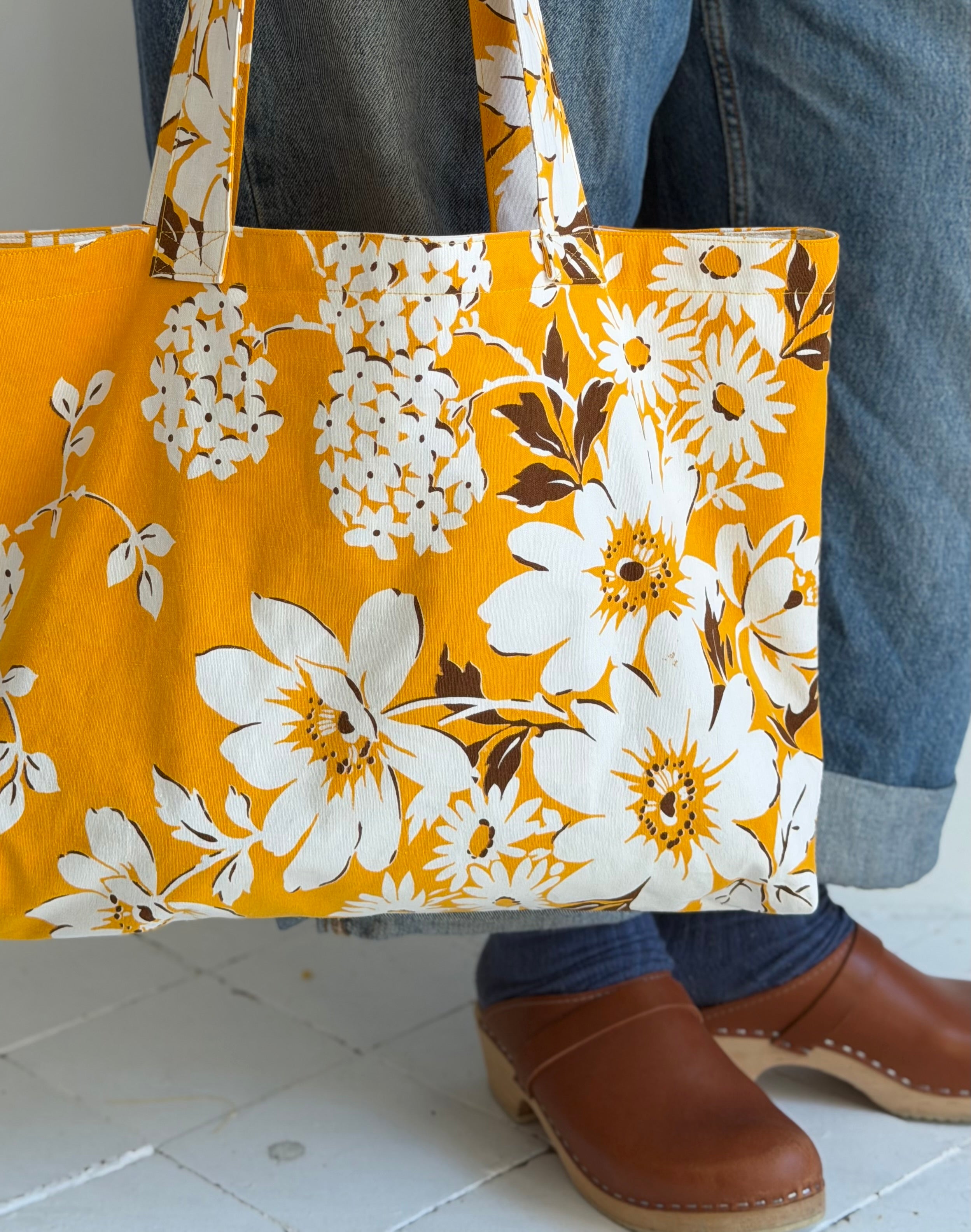 The Edith Vintage Tote ~ Marigold